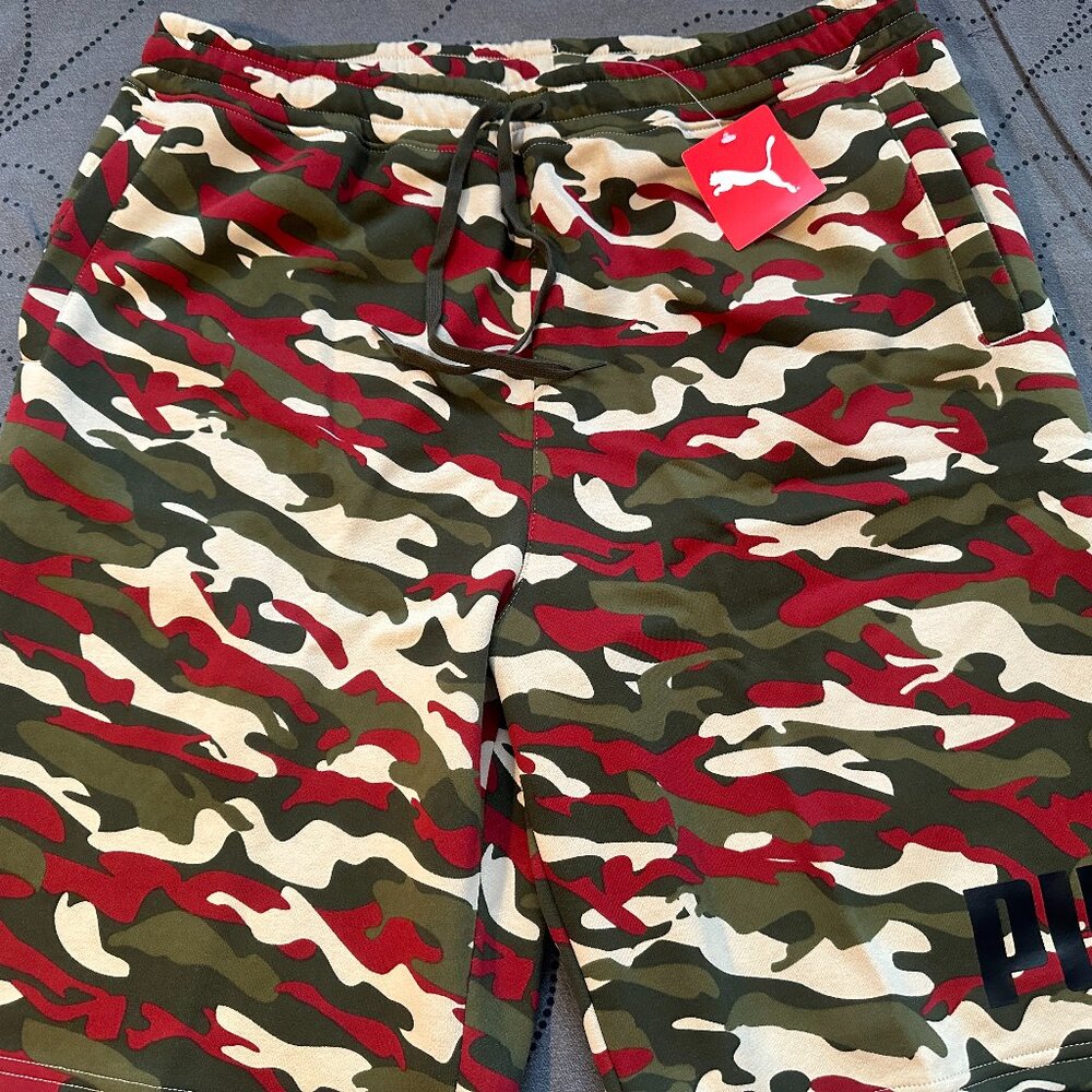 PUMA FLEECE BIG LOGO FOREST NIGHT CAMO SHORTS SIZE 4XL OR 3XLT XLT MEN $$$$